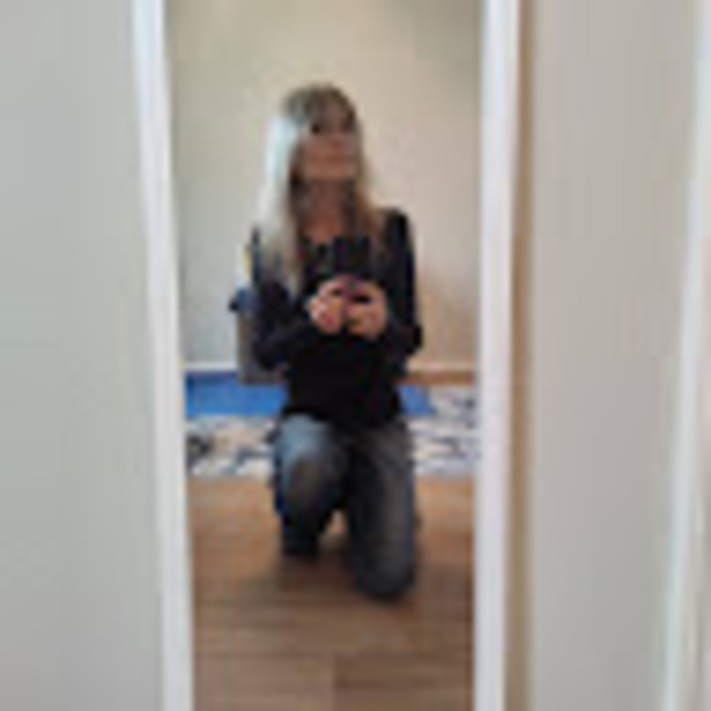 Meet your Posher, Leigh